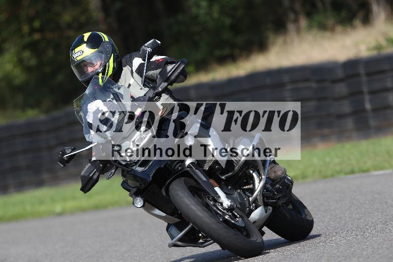 Archiv-2022/57 29.08.2022 Plüss Moto Sport ADR/Einsteiger/3